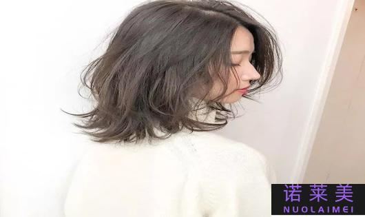 水波纹发型图片（展现优雅与浪漫的经典造型）