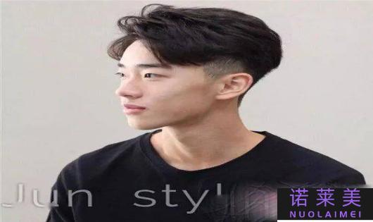 韩国男生短发发型（时尚潮流中的不朽经典）
