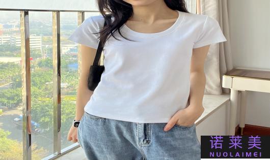 无袖和有袖哪个显瘦