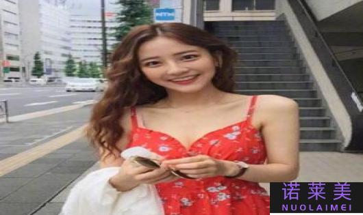 长发造型（时尚与个性并存）