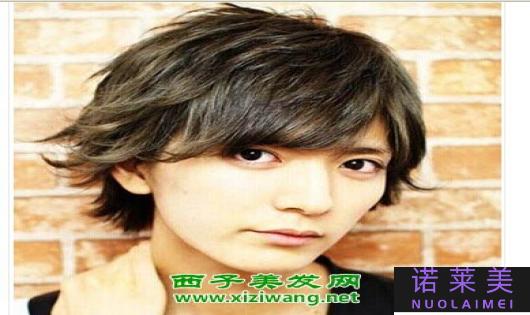 男士无刘海发型（时尚潮流中的经典选择）