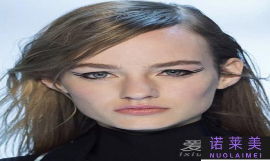 颧骨高适合什么发型（展现优雅与气质）