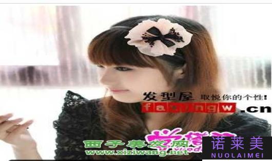 女童长发发型（时尚可爱的造型推荐）